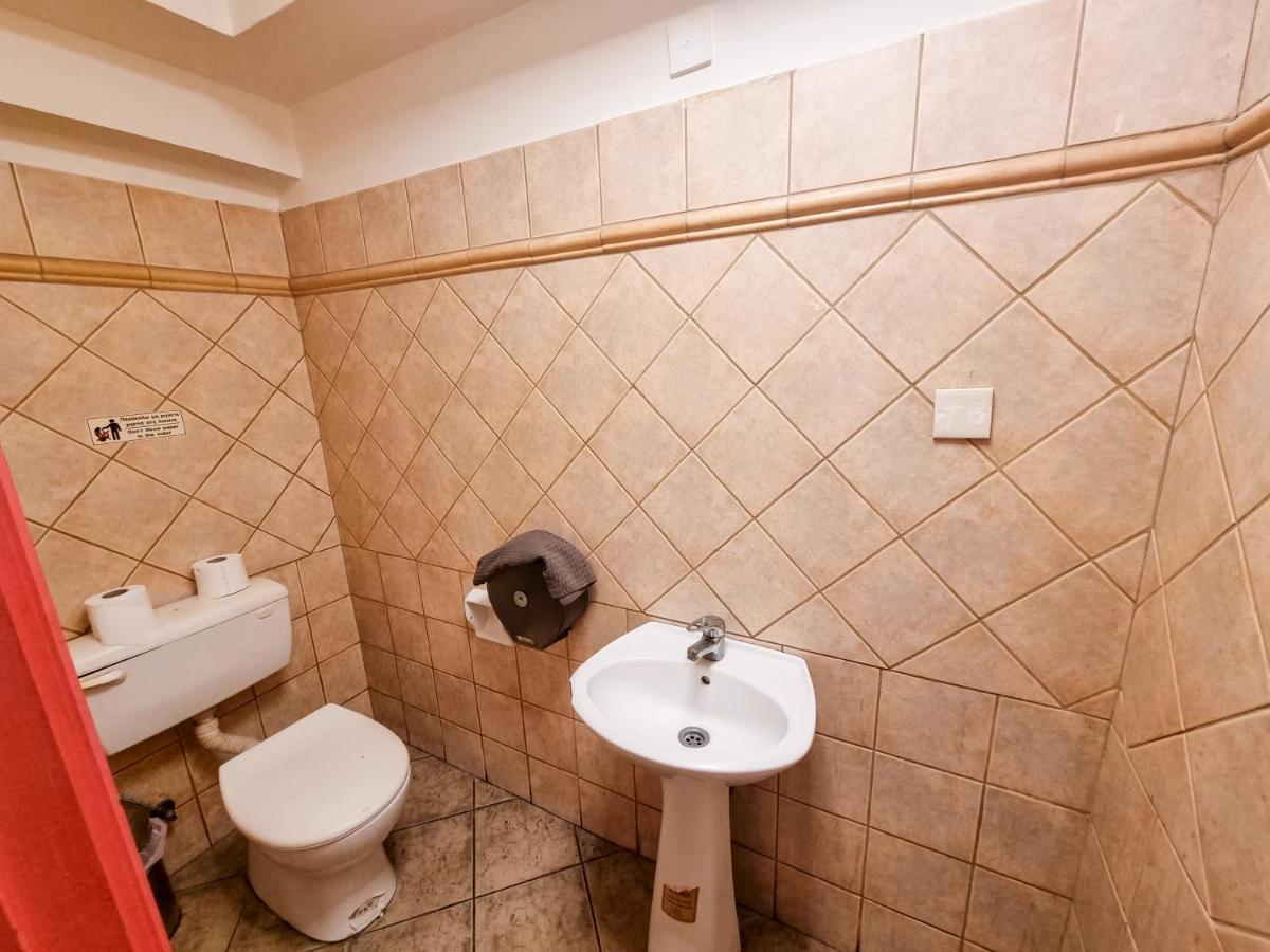 Unique 100 Meters From Hostel Λάρνακα